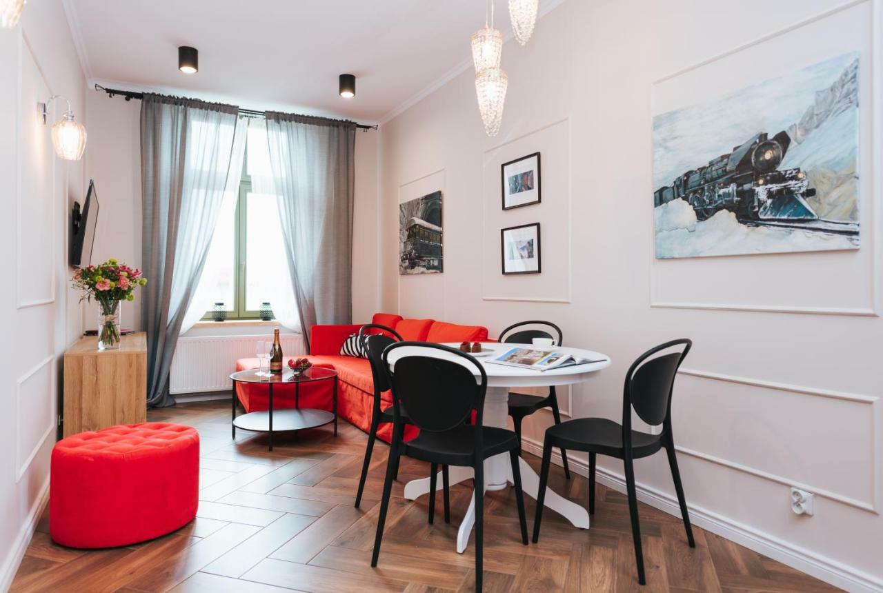 Movart Boutique Aparthotel Kraków Exteriör bild